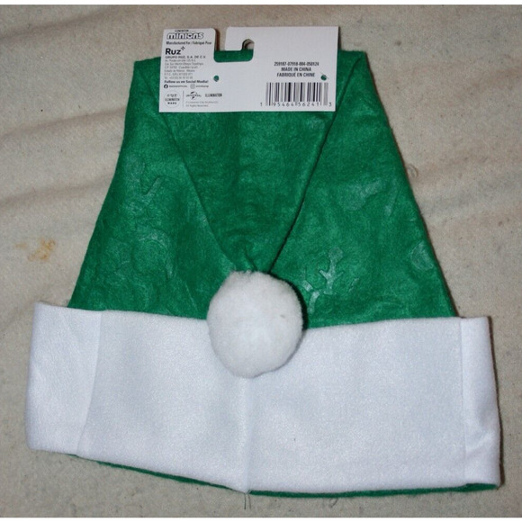 Minions Holding Presents 16" Red Felt Christmas Santa Hat by RUZ - Picture 3 of 3